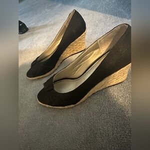 LifeStide black wedge toeless shoes size 8.5